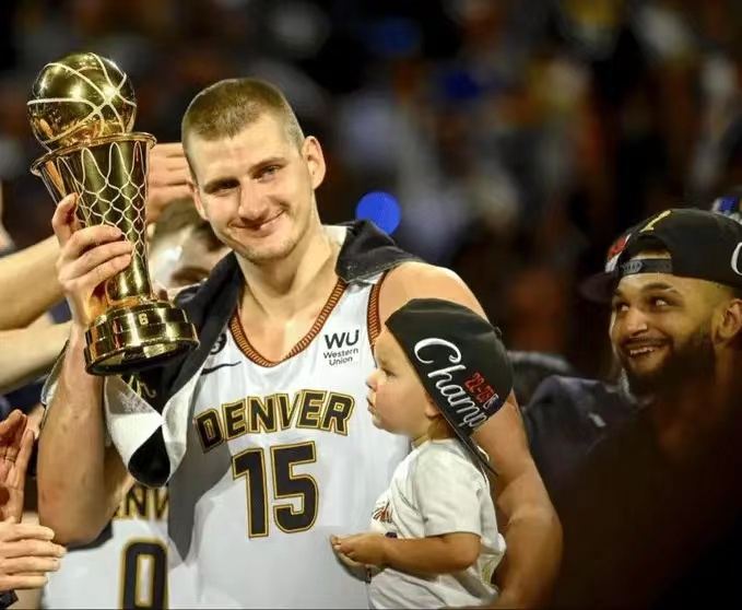 九游体育-关于NBA总决赛倒计时，丹佛掘金今晨伤情更新，细节引发关注，质疑声仍在，医务组通报恢复的信息